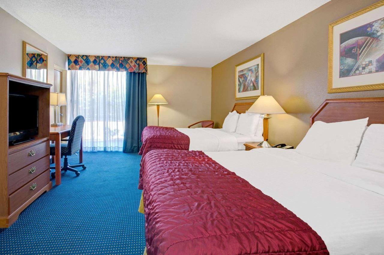 Garnet Inn & Suites Orlando Exterior foto